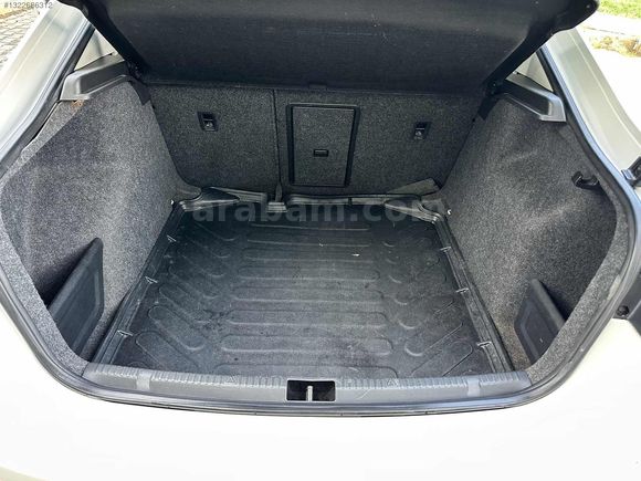 2015 MODEL DİZEL OTOMATİK DÜŞÜK ÇOK TEMİZ