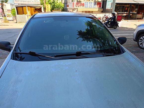 Sahibinden Renault Megane 1.4 Authentique 2004 Model 