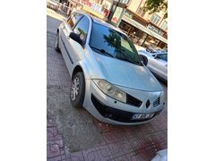 Sahibinden Renault Megane 1.4 Authentique 2004 Model 