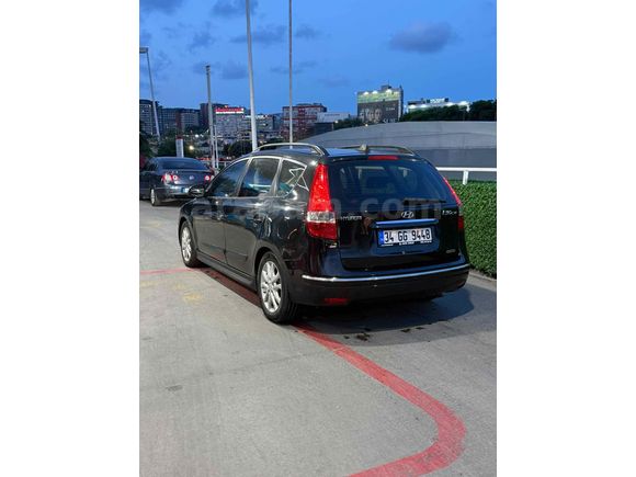 Sahibinden Hyundai i30 1.6 CRDi Mode 2010 Model 