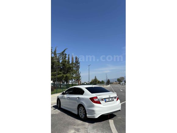 Sahibinden Honda Civic 1.6i VTEC Eco Elegance 2012 Model 