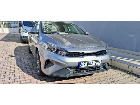 GARANTİLİ FULL SERVİS BAKIMLI 2023 model