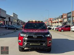 ÜÇPINARLILAR'DAN 2020 TOYOTA HULİX İNVİNCİBLE 2.4 4X4 AKSESUARLI
