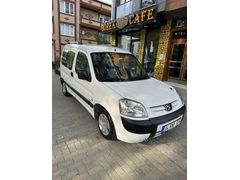 Sahibinden Peugeot Partner 1.9 D Comfort 2005 Model İstanbul 230.000 km Beyaz