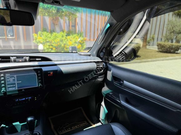 HATASIZ FULL DONANIMLI 69.000 KM DE 4x4 HİLUX