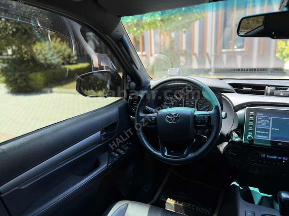 HATASIZ FULL DONANIMLI 69.000 KM DE 4x4 HİLUX