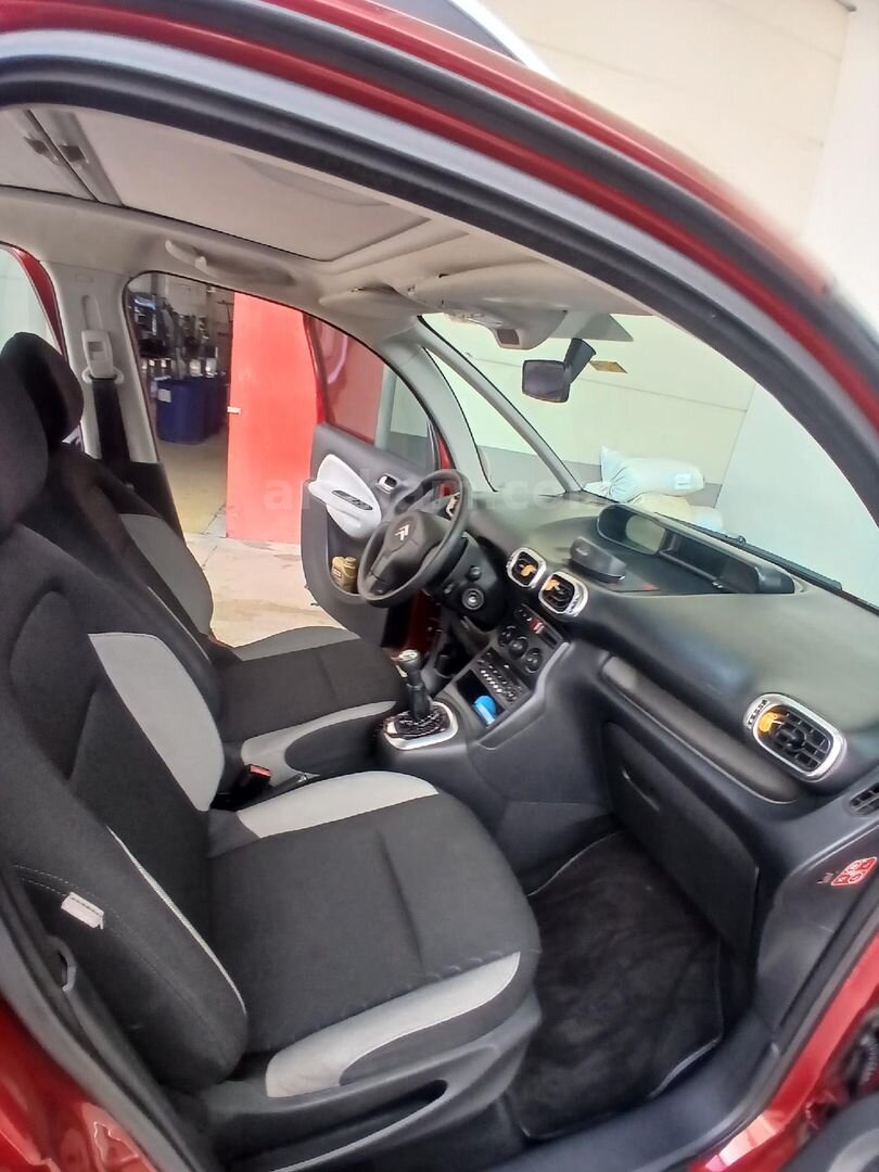 Sahibinden Citroen C3 Picasso 1.4 SX 2010 Model Amasya 115.000 km Kırmızı 5