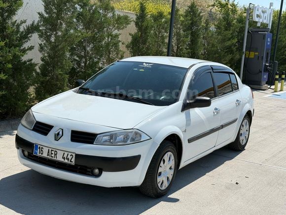 Sahibinden Renault Megane 1.6 Authentique 2005 Modeltemiz bakımlı arac