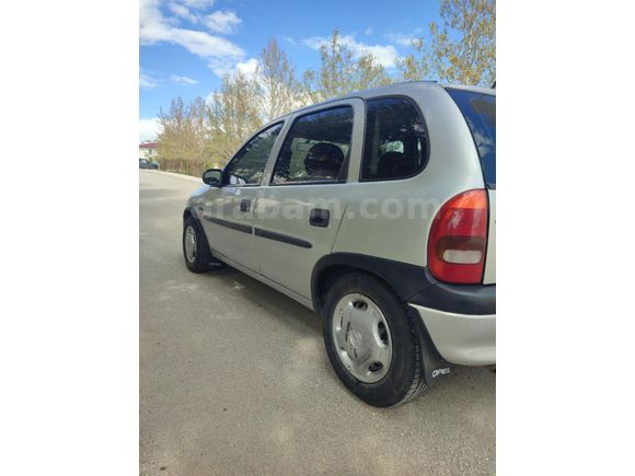 hatasız tek parça lokal boya bakımlı Model