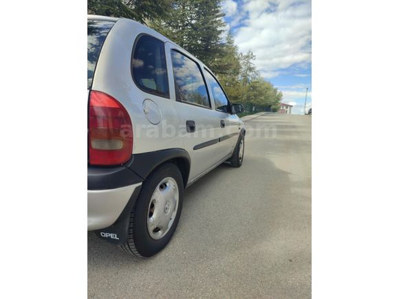 hatasız tek parça lokal boya bakımlı Model