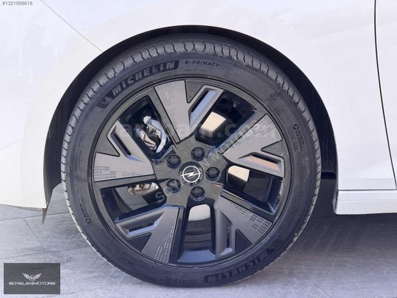2025 ELEKTRİKLİ OPEL ASTRA-E GS HATASIZ BOYASIZ 18.000 KM'DE