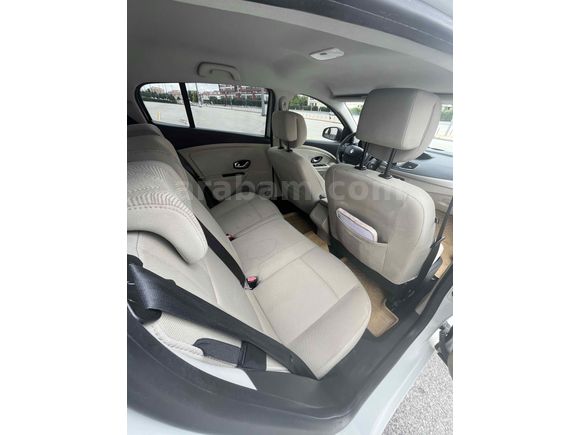 Sahibinden Renault Megane 1.6 Expression 2010 Model  226.000 km Beyaz