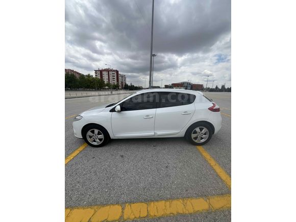 Sahibinden Renault Megane 1.6 Expression 2010 Model  226.000 km Beyaz