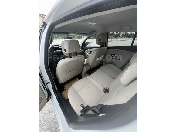 Sahibinden Renault Megane 1.6 Expression 2010 Model  226.000 km Beyaz