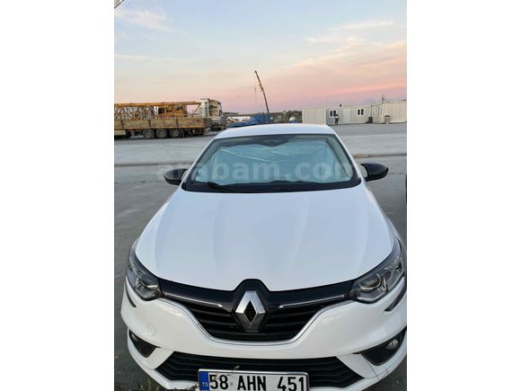 Sahibinden Renault Megane 1.5 Blue DCI Touch 2020 Model 