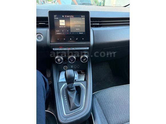 Sahibinden Renault Clio 1.0 TCe Icon 2023 Model 