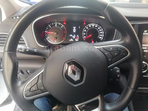 Sahibinden Renault Megane 1.5 Blue DCI Touch 2021 Model