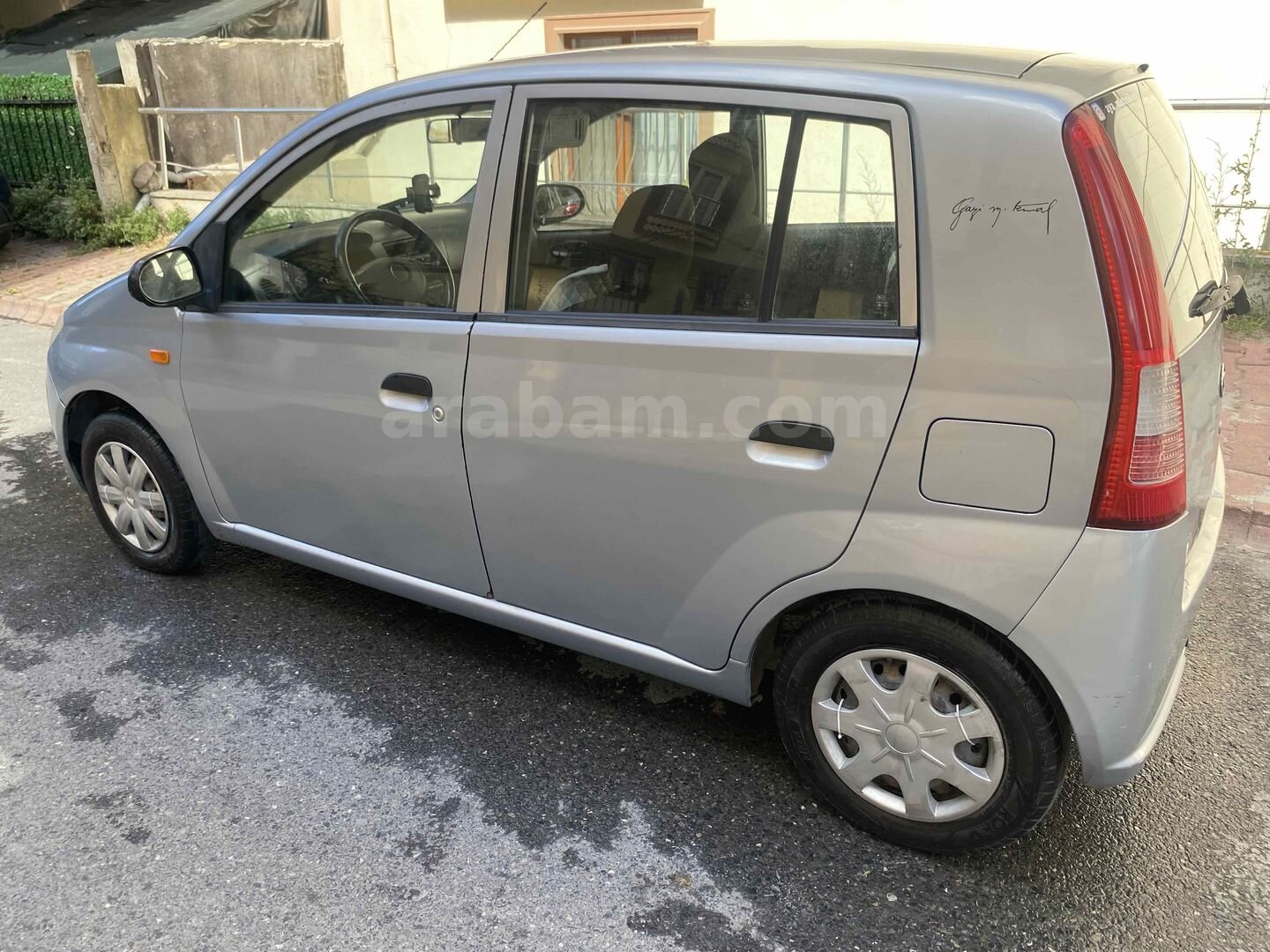 Sahibinden Daihatsu Cuore 1.0 Low Grade 2004 Model İstanbul 195.000 km Gri (Gümüş) 5