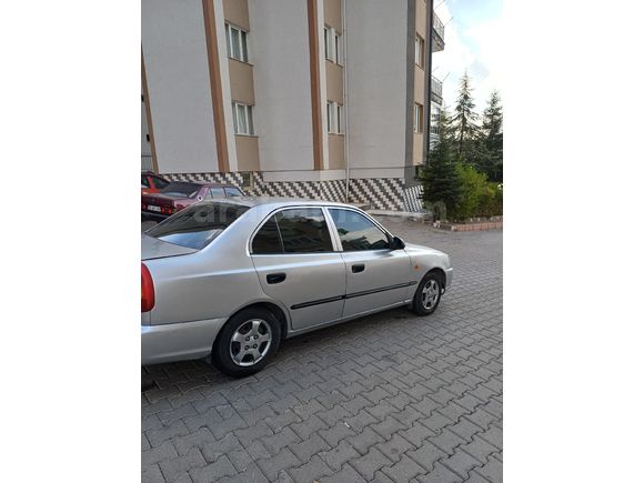 Sahibinden Hyundai Accent 1.5 GL 2001 Model