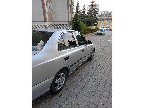 Sahibinden Hyundai Accent 1.5 GL 2001 Model