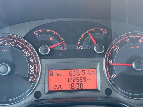 Sahibinden Fiat Linea 1.3 Multijet Active Plus 2010 Model 