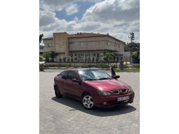 Sahibinden Renault Megane 1.6 Coupe Dynamique 2001 Model 