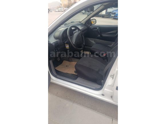 Sahibinden Opel Corsa 1.4 GLS 1998 Model Ankara