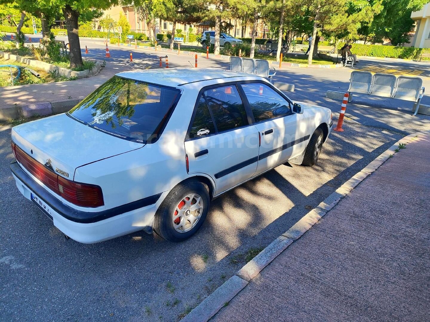 Sahibinden Mazda 323 1.6 GLX 1994 Model 329.000 km Beyaz 5