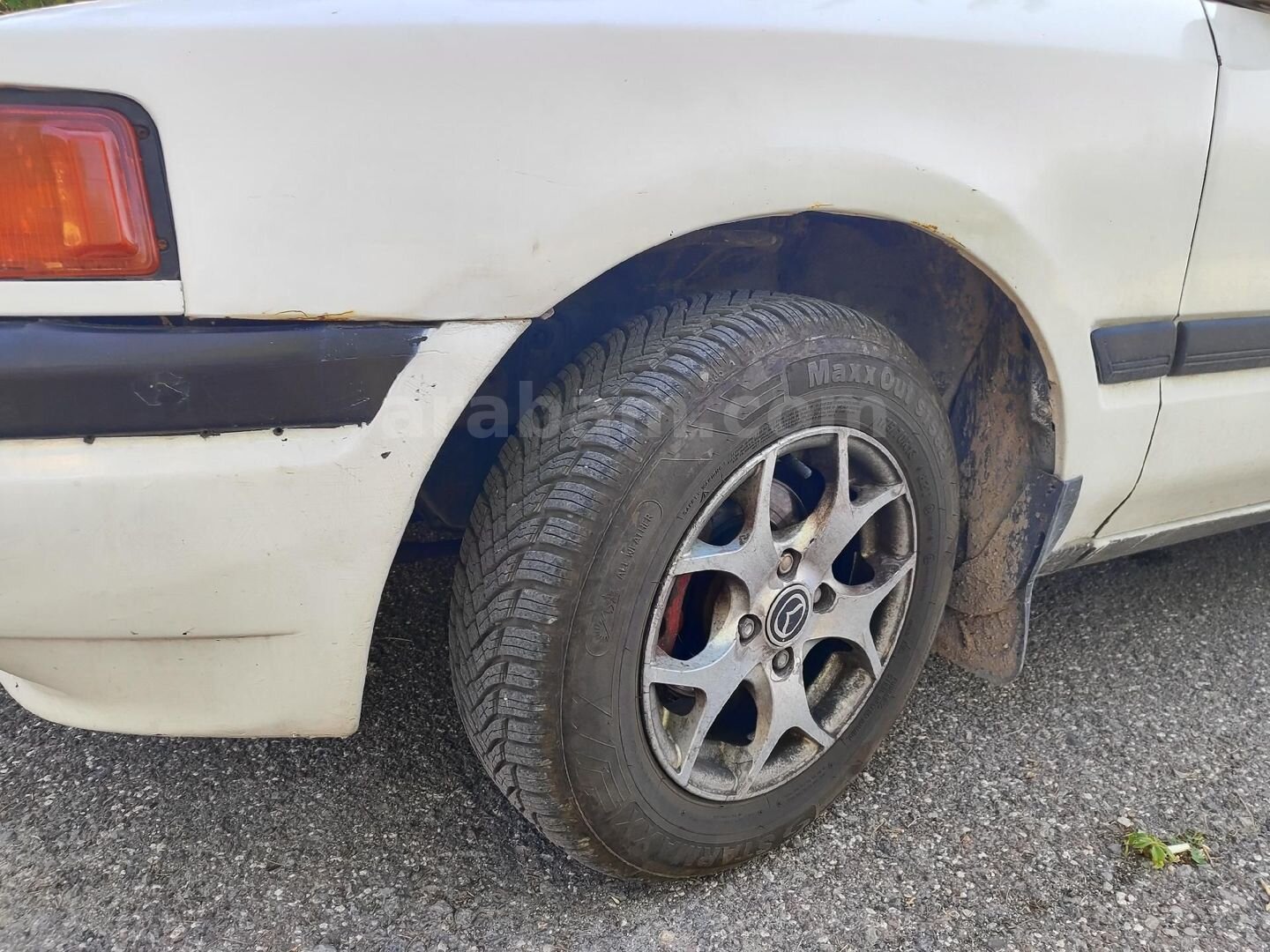 Sahibinden Mazda 323 1.6 GLX 1994 Model 329.000 km Beyaz 7