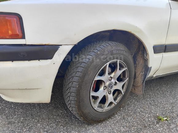 Sahibinden Mazda 323 1.6 GLX 1994 Model  329.000 km Beyaz