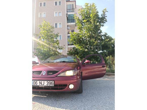 SAHİBİNDEN BAKIMLI MEGANE 1 COUPE 1.6 16V EXPRESSION