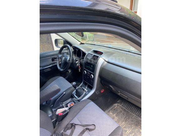 Sahibinden Suzuki Grand Vitara 1.6 2006 Model