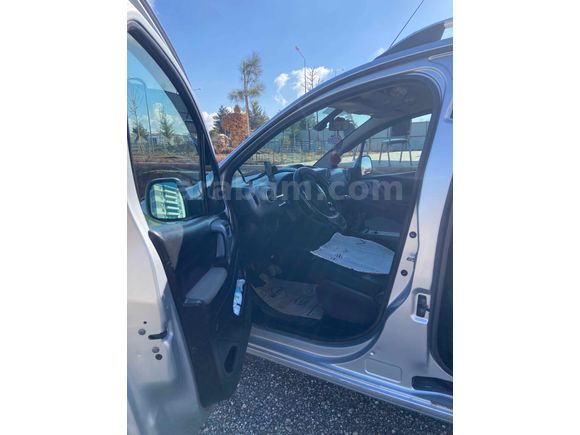 Sahibinden Peugeot Partner 1.6 HDI Active 2014 Model 
