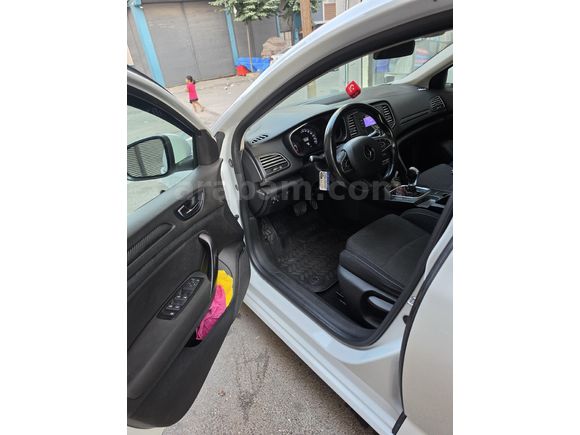Sahibinden Renault Megane 1.5 dCi Joy 2016 Model