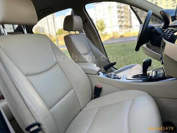 (HATASIZ)BMW 320d DOUBLE EKRANLI FULL PAKET