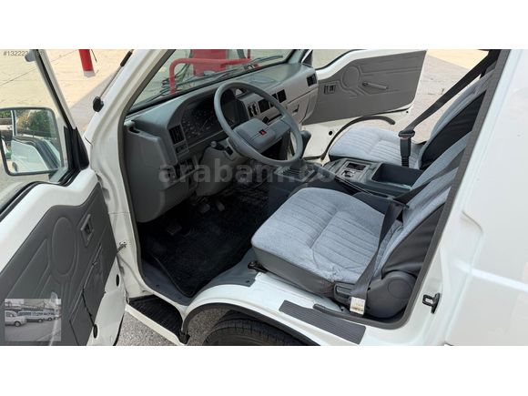 EMSALSİZ TR DE TEK 2009 L 300 PANELVAN KLİMA LI 199'000 KM DE