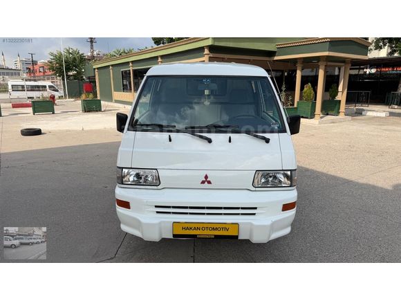 EMSALSİZ TR DE TEK 2009 L 300 PANELVAN KLİMA LI 199'000 KM DE