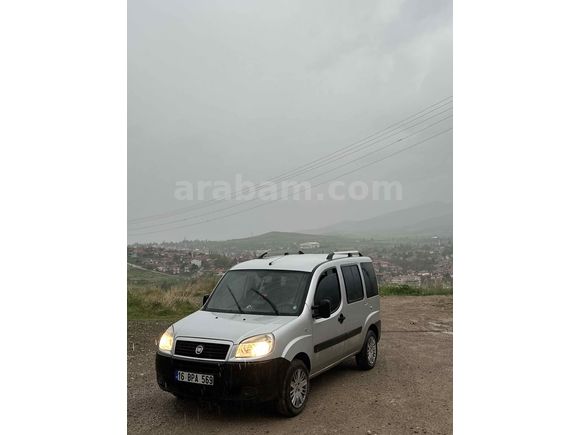 Boyasız değişensiz tramersiz klimalı düşük km Doblo 