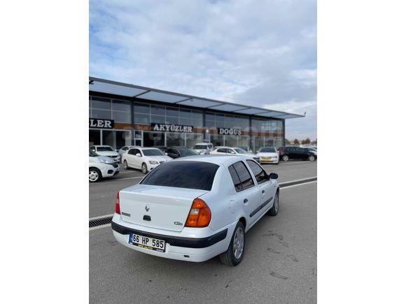 Sahibinden Renault Clio 1.4 Authentique 2003 Model 