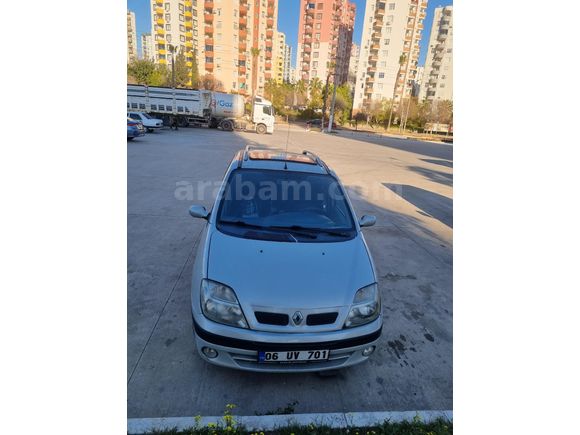 Sahibinden Renault Scenic 2.0 RXi 2000 Model