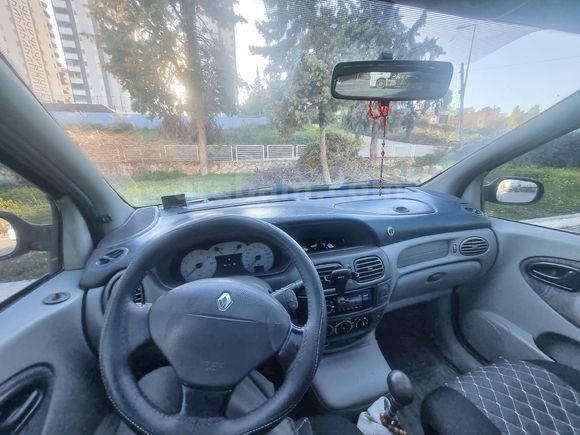 Sahibinden Renault Scenic 2.0 RXi 2000 Model