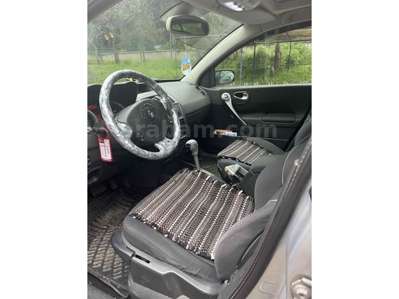 Sahibinden Renault Megane 1.6 Dynamique 2004 Model 