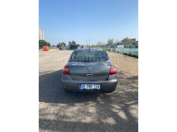 Sahibinden Temiz kullanılmış Masrafsız Megane 2 