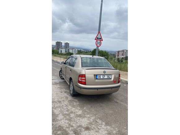 Sahibinden Skoda Fabia 1.4 Ambiente 2005 Model 
