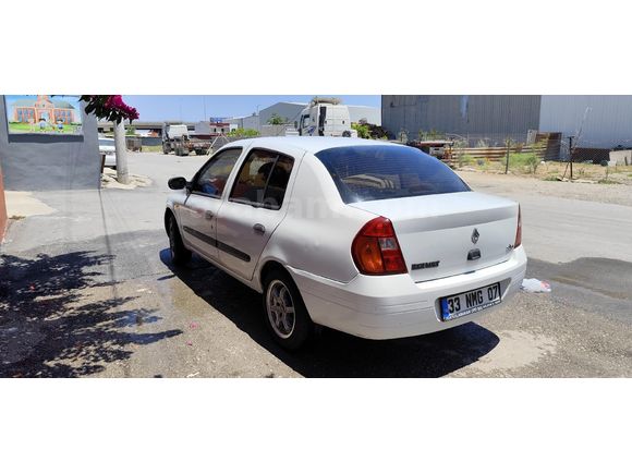 Sahibinden Renault Clio 1.4 RNA 2000 Model
