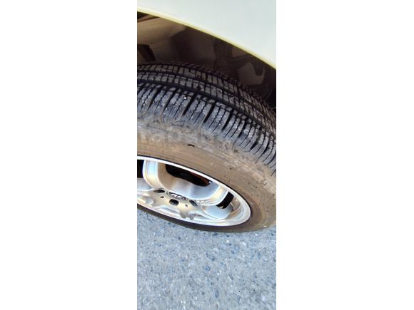 Sahibinden Renault Clio 1.4 RNA 2000 Model