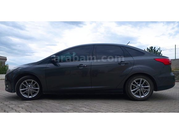 Sahibinden Ford Focus 1.6 Ti-VCT Trend X 2017 Model