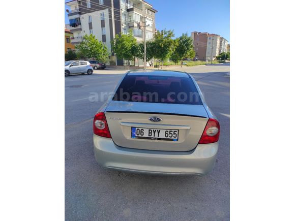 Sahibinden Ford Focus 1.6 Gerçek Trendx Dijital klima vs 2009 Model  Gri (Gümüş)
