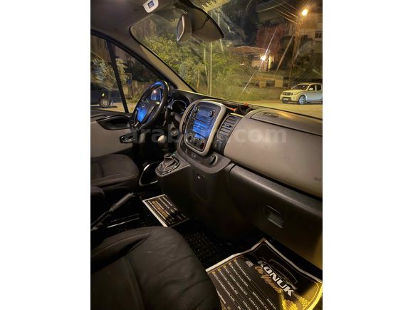 Sahibinden Renault Trafic 1.6 DCI passencer 2015 Model 