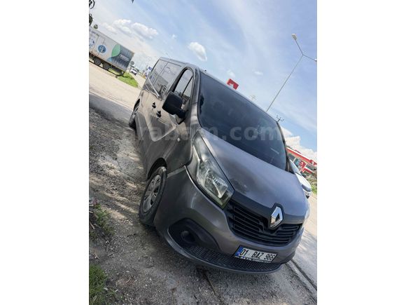 Sahibinden Renault Trafic 1.6 DCI passencer 2015 Model 